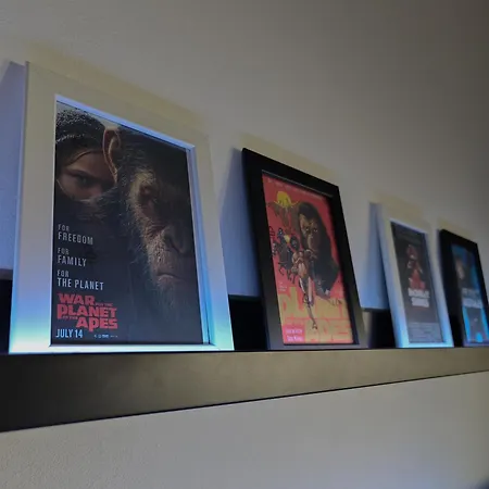 With Monkey Vibes アパート