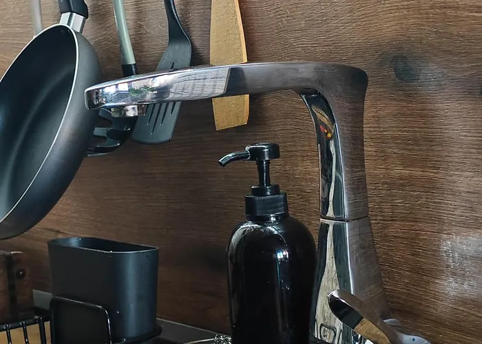 With Monkey Vibes アパート ブラチスラヴァ