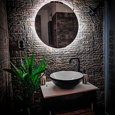 With Monkey Vibes Μπρατισλάβα